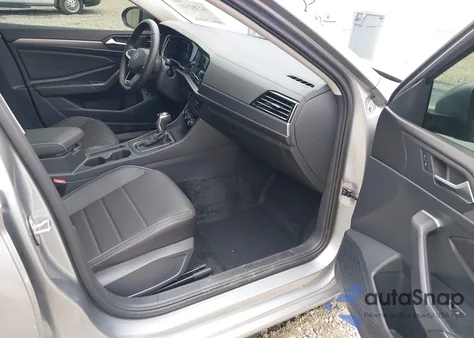 2024 Volkswagen Jetta 1.5T Se z USA, uszkodzony, nr VIN 3VW7M7BU6RM088488